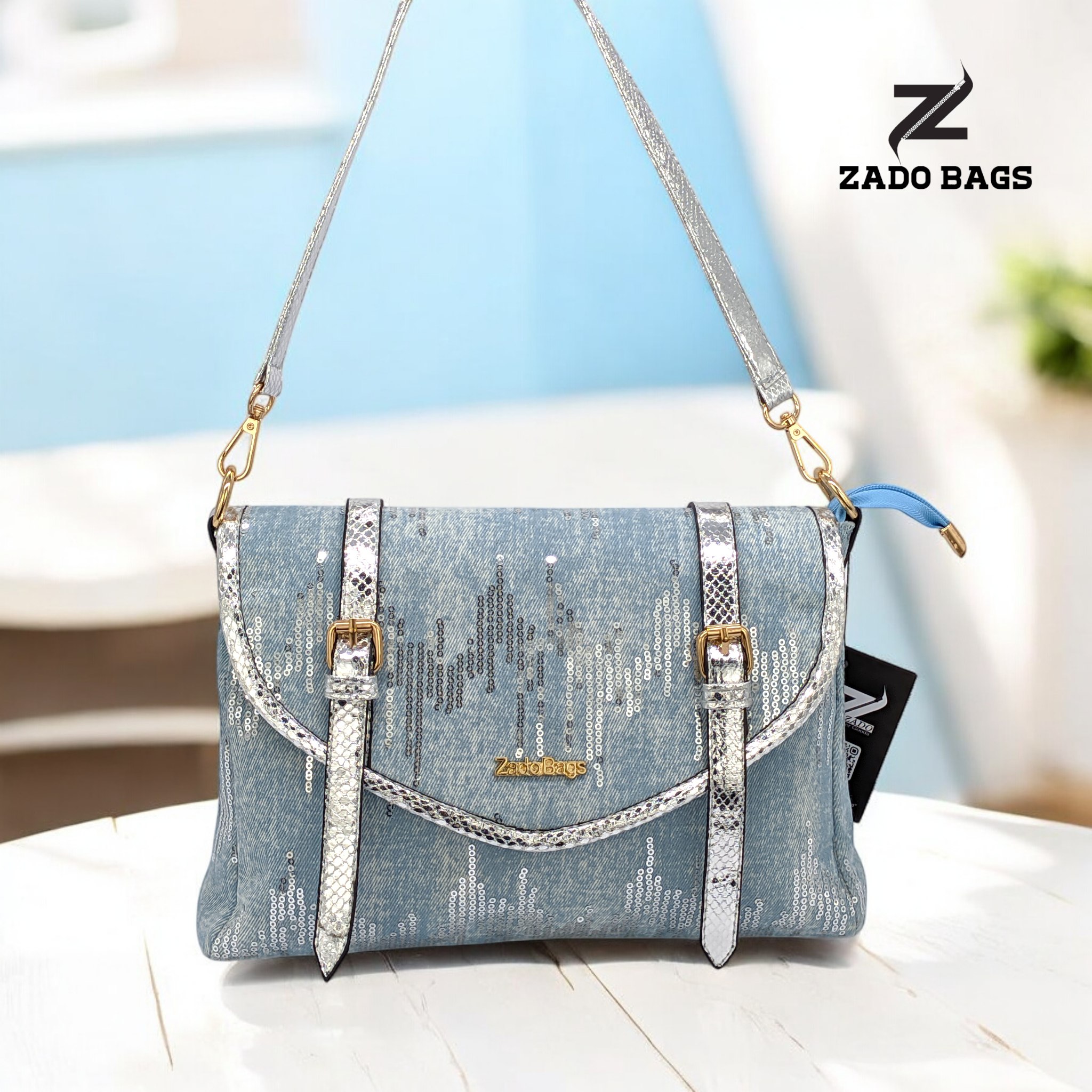 2-in-1 shoulder and crossbody bag